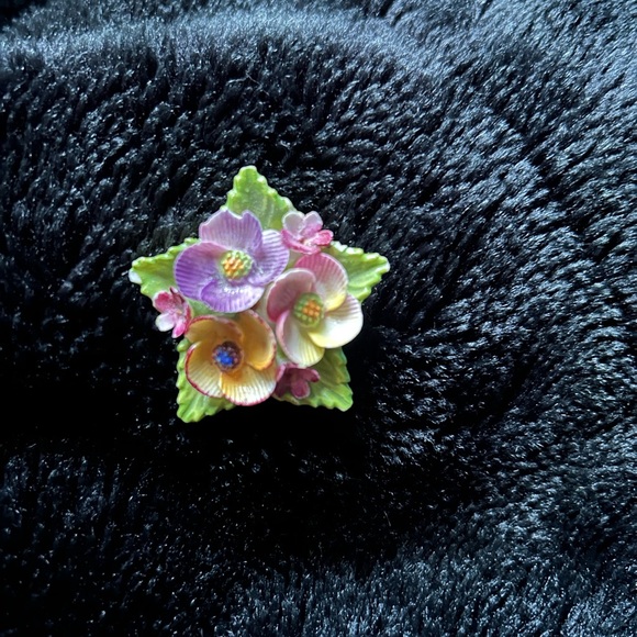 Floral Brooch with Colorful Flowers - Picture 7 of 11